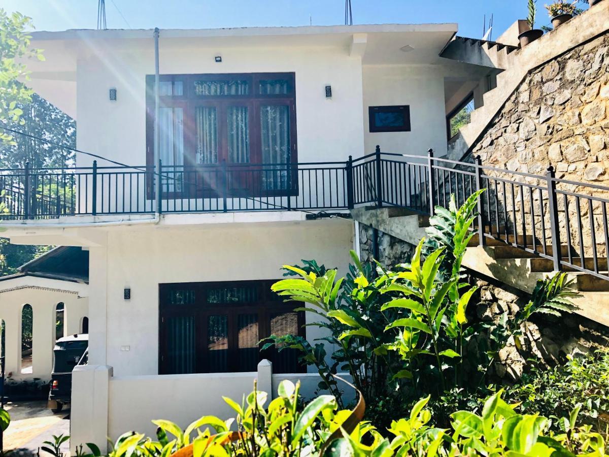 Relax Inn Ella Exterior foto